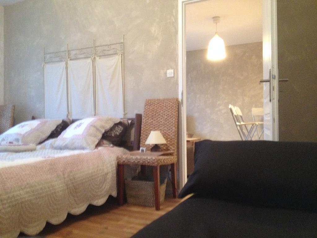 Gîte La Parenthèse Saint-Hostien Chambre photo
